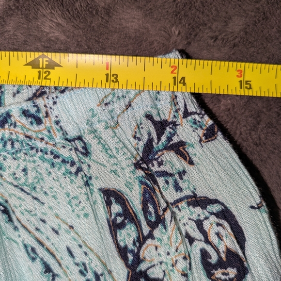 Elegant Paisley Maxi Skirt in Blue and Black - Picture 3 of 4